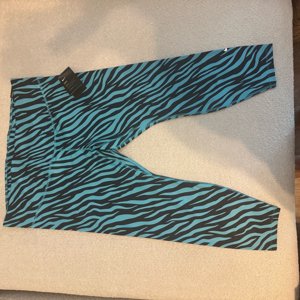 Nike Teal and Black Zebra Print Leggings